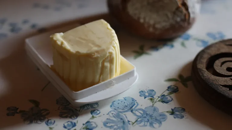 Ghee versus Butter: Comparing Fats, Uses, and Health Differences