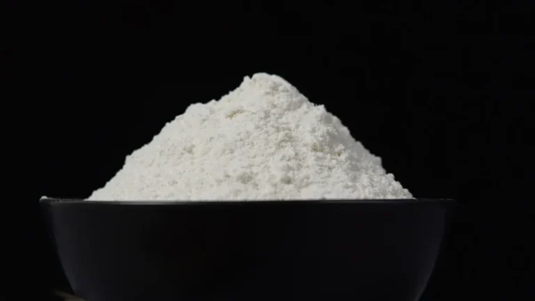 Low Carb Flour: Best Types for Baking, Keto, and Carbs Count