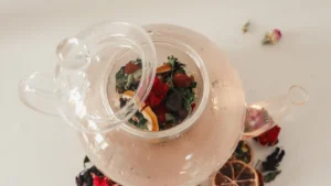 What Is Rose Tea: Flavor, Antioxidants, and Health Benefits