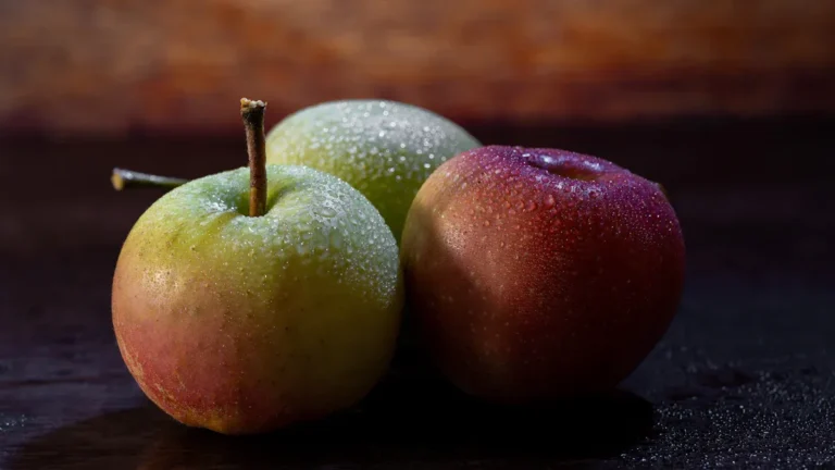 Apple Nutrition: Amazing Facts, Essential Benefits, & Uses