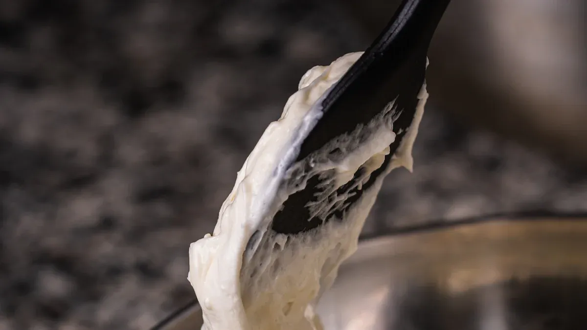 Heavy Cream Nutrition: Essential Facts, Benefits, & Rich Recipes