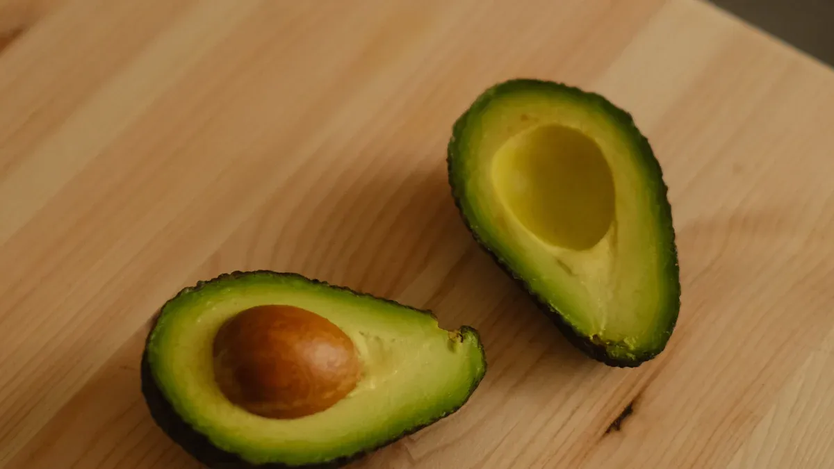 Small Avocado Nutrition: Superb Facts, Benefits, & Diet Uses