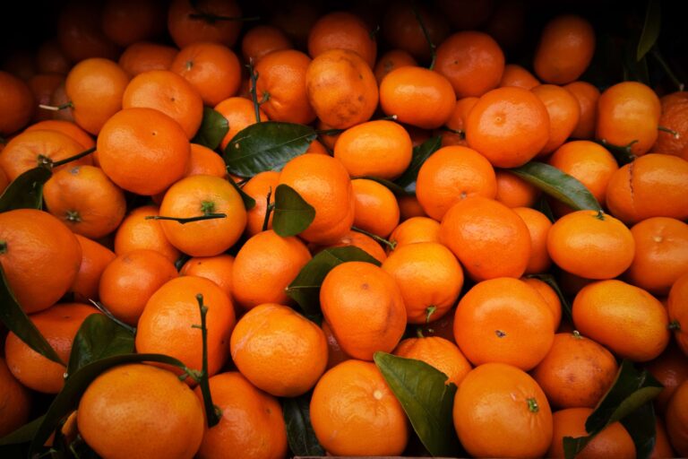 8 Benefits of Tangerine: Nutrition, Uses, and Daily Intake