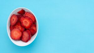 8 Health Benefits of Strawberry: What One Cup Does for You