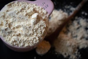 All Purpose Flour vs Whole Wheat Flour: Nutrition and Baking