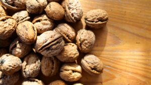Are Nuts Hard to Digest? Bloating, Pain, and Tolerance