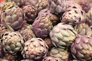 Artichokes: Benefits, Nutrition, Side Effects, Uses