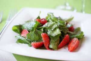 Baby Spinach Health: Benefits, Side Effects