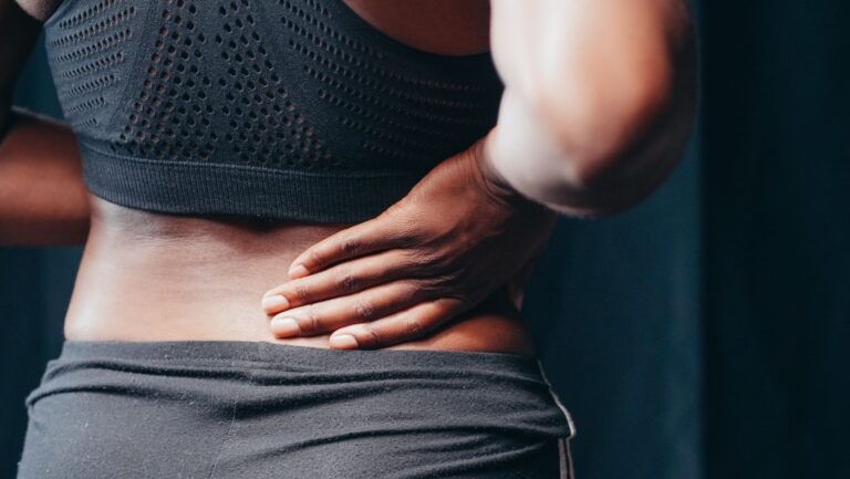 Back Labor: Causes, Symptoms, Recovery