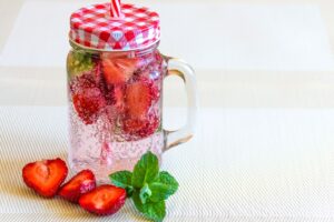 Baking Soda Water: Benefits, Side Effects, Uses