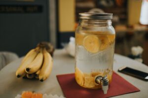 Banana Juice: Benefits, Side Effects, Nutrition