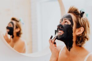 Benefits Charcoal Face Mask: What Skin Really Gains