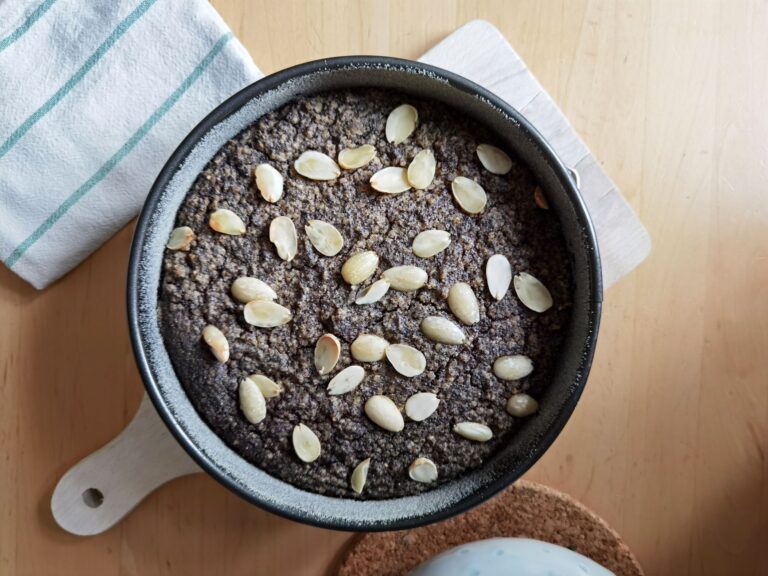 Best Almond Cake Recipe with Almond Flour: A Moist, Tender Bake