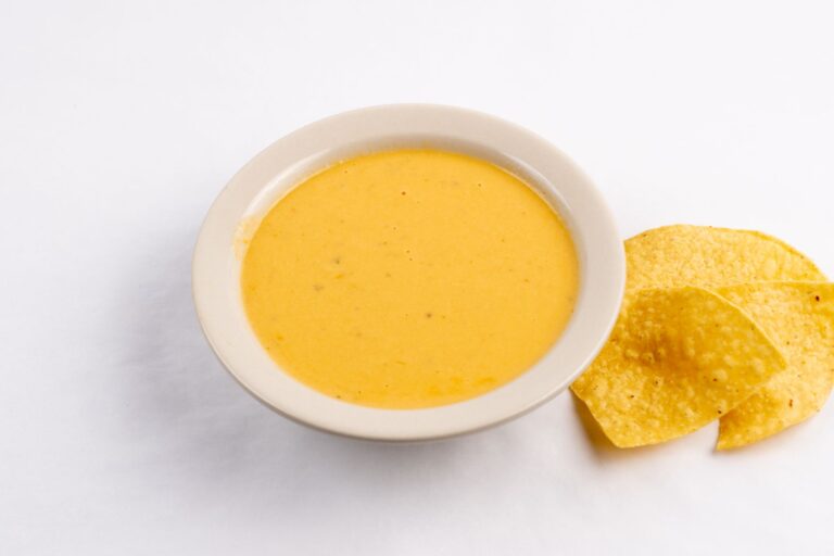 Best Cheese Dip Recipe for Tortilla Chips: Smooth, Melty
