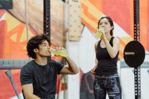 Best Post-Workout Drinks for Athletes: A Goal-Matched
