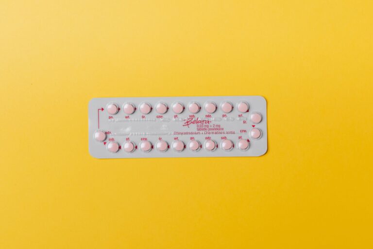 Birth Control Pills Types: Benefits, Side Effects