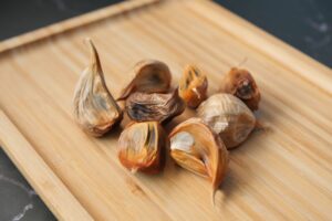Black Garlic: Benefits, Nutrition, Side Effects