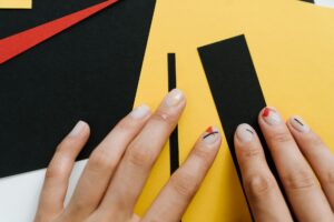 Black Line on the Nail: Causes, Treatments