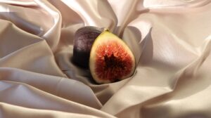 Black Mission Figs: Benefits, Side Effects