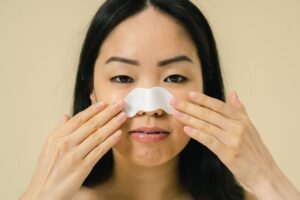 Blackheads on Nose: Causes, Remedies