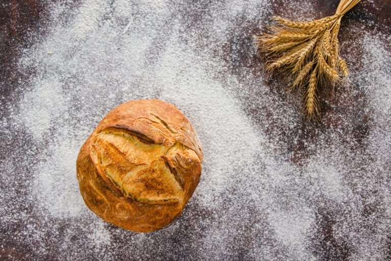 Bob's Red Mill Artisan Bread Flour Recipes: 7 Loaves Worth
