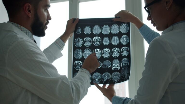 Brain Fog: Causes, Symptoms, Treatment, and Exercises