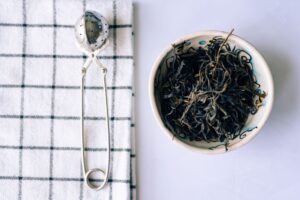 Caffeine Oolong Tea: Milligrams, Comparisons, and Brewing
