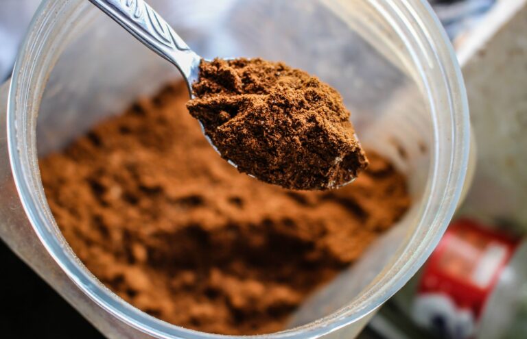 Cocoa Powder Substitutes: 8 Smart Swaps for Every Recipe