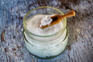 Coconut Oil Clog Pores: What Skincare Experts Want You to Know