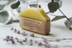 Coconut Oil Soap: A Complete DIY to Recipes, Benefits