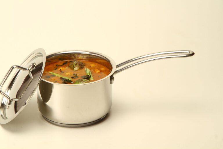 Curry Leaves: Benefits, Side Effects, Uses