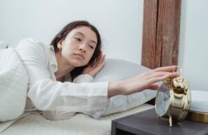 Do You Burn More Calories Being Awake or Asleep? The Real