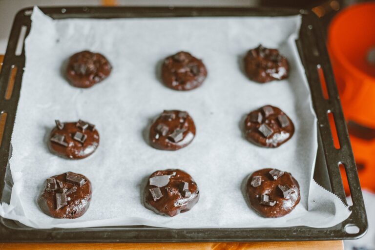 Easy Chocolate Chip Cookie Recipe with Measurements