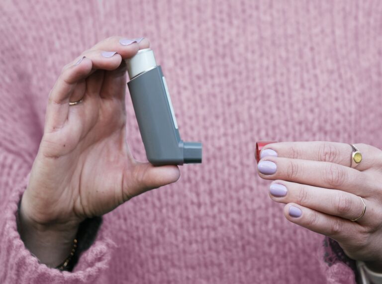 Essential Oils Asthma: A Safety for Trigger-Prone Lungs