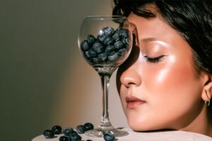 Foods for Glowing Skin: 12 Science-Backed Picks + 7-Day Plan