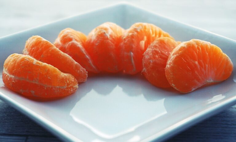 Fruits High in Fructose: Serving-Size Ranking