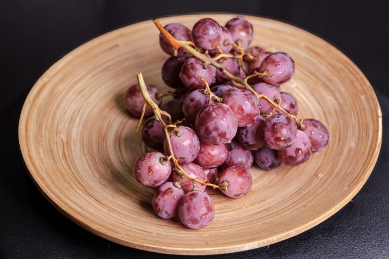 Grape Juice: Nutrition, Benefits, and a Safe Homemade Recipe