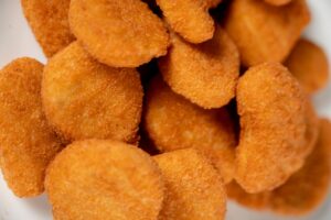 Homemade Chicken Nuggets with Flour: A Crispy Pantry Recipe