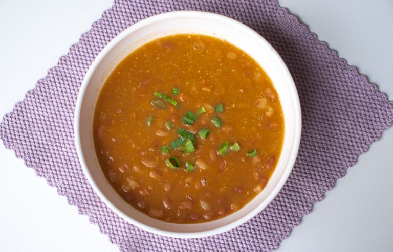How Do You Cook Great Northern Beans? Stovetop, Slow Cooker