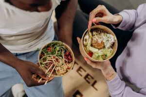 How Eating Hot Food Affects Your Body and Health?