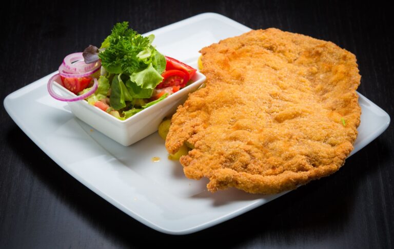 How Much Calories for Veal Parmesean? Serving Sizes, Macros