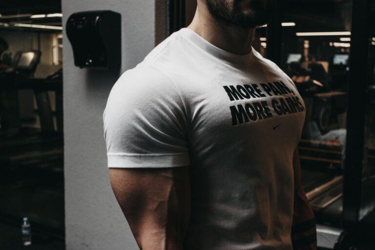 How to Get A More Feminine Figure as A Man? A Realistic