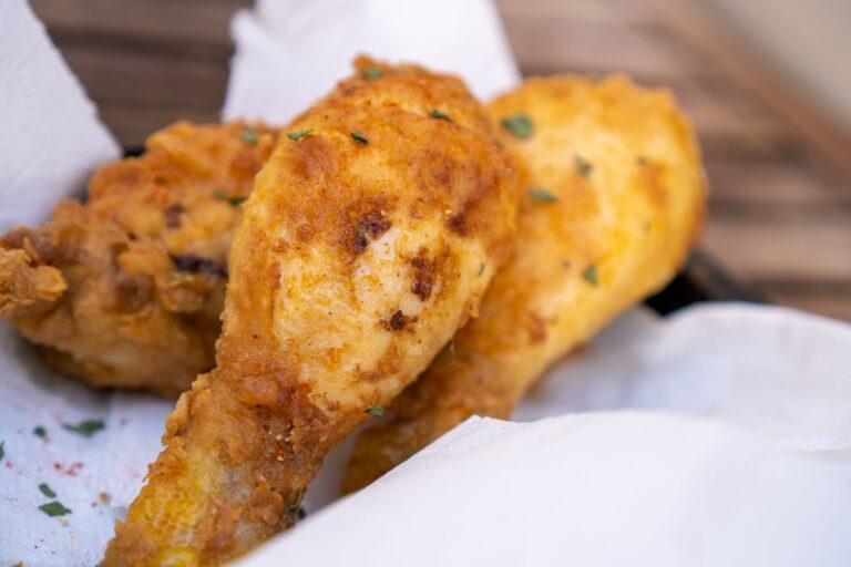 How to Make Popeyes Chicken at Home? A Crispy Copycat Recipe