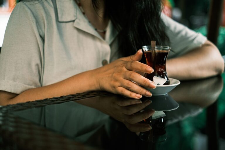 Keemun Tea: Benefits, Side Effects, Dosage, Recipe