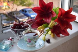 Lily Tea: Benefits, Side Effects, Dosage, Recipe
