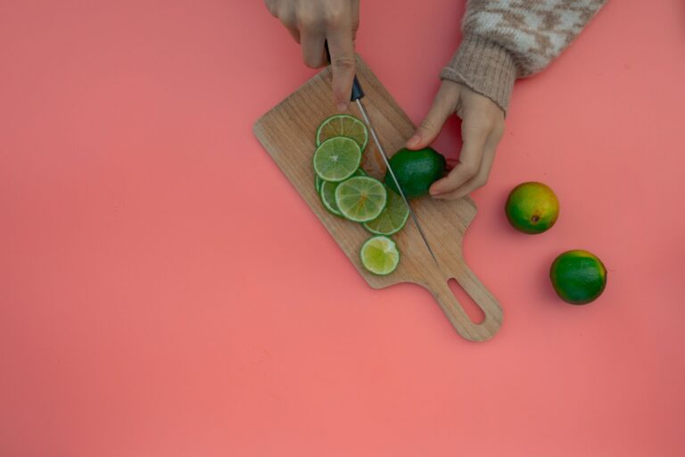Lime Juice Substitutes: 9 Smart Swaps for Every Recipe