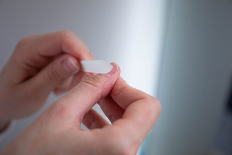Nail Pitting Types: Causes, Symptoms, Home Remedies