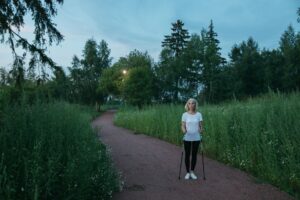Nordic Walking: Benefits, Risks, Technique