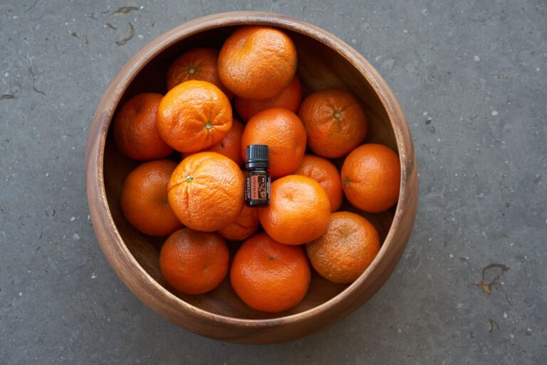 Orange Oil: Benefits, Side Effects, Uses, Dosage