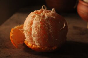 Orange Peel: Edibility, Nutrition, and Practical Uses